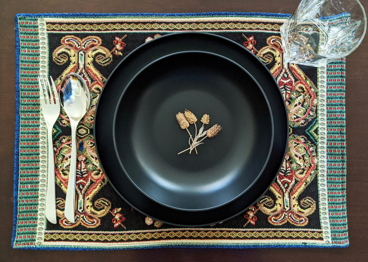 Elegant Black Ornate Paisley Woven Tapestry Placemat Set – view 5