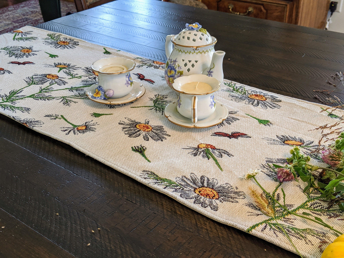 Yellow Daisies and Ladybugs Ivory Woven Tapestry Table Runner – view 5