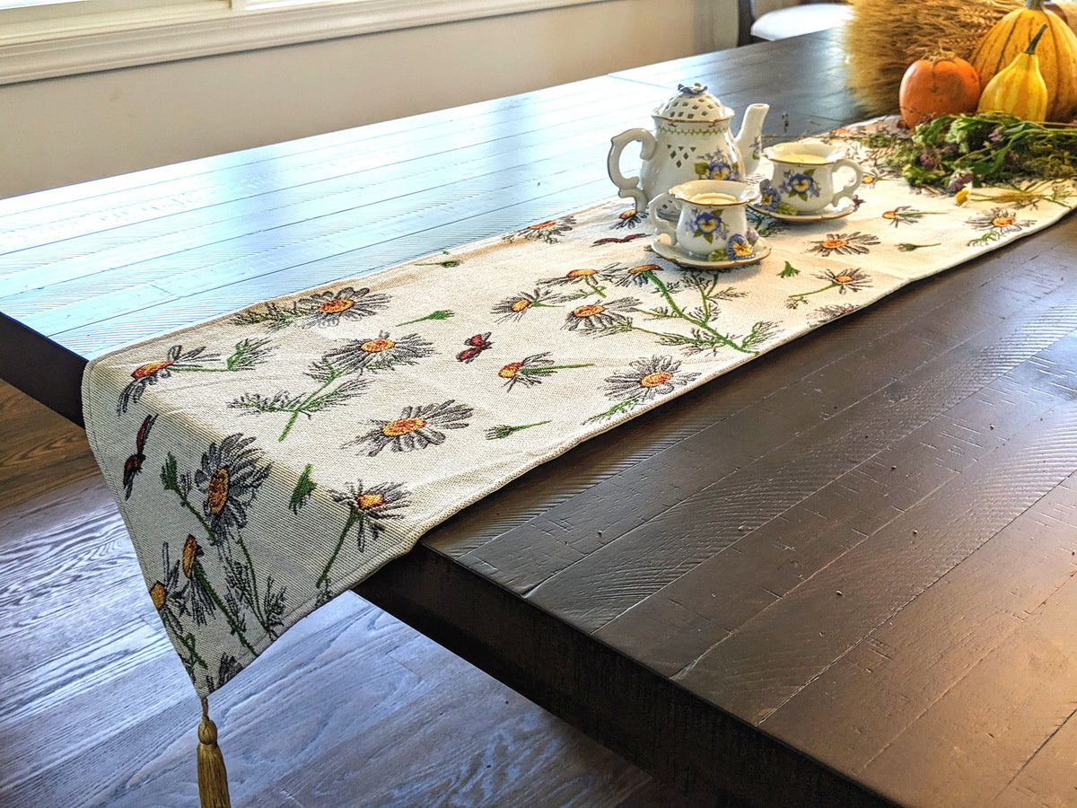 Yellow Daisies and Ladybugs Ivory Woven Tapestry Table Runner – view 7
