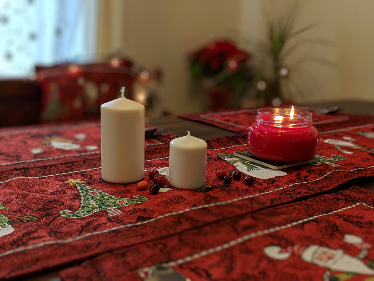 Here Comes Santa Claus Vintage Holiday Woven Tapestry Table Runner – view 5
