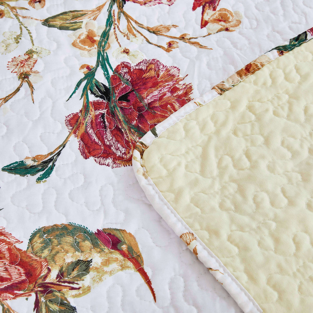 Vintage Rose Garden Hummingbirds Burgundy and White Floral Quilt Set – view 3
