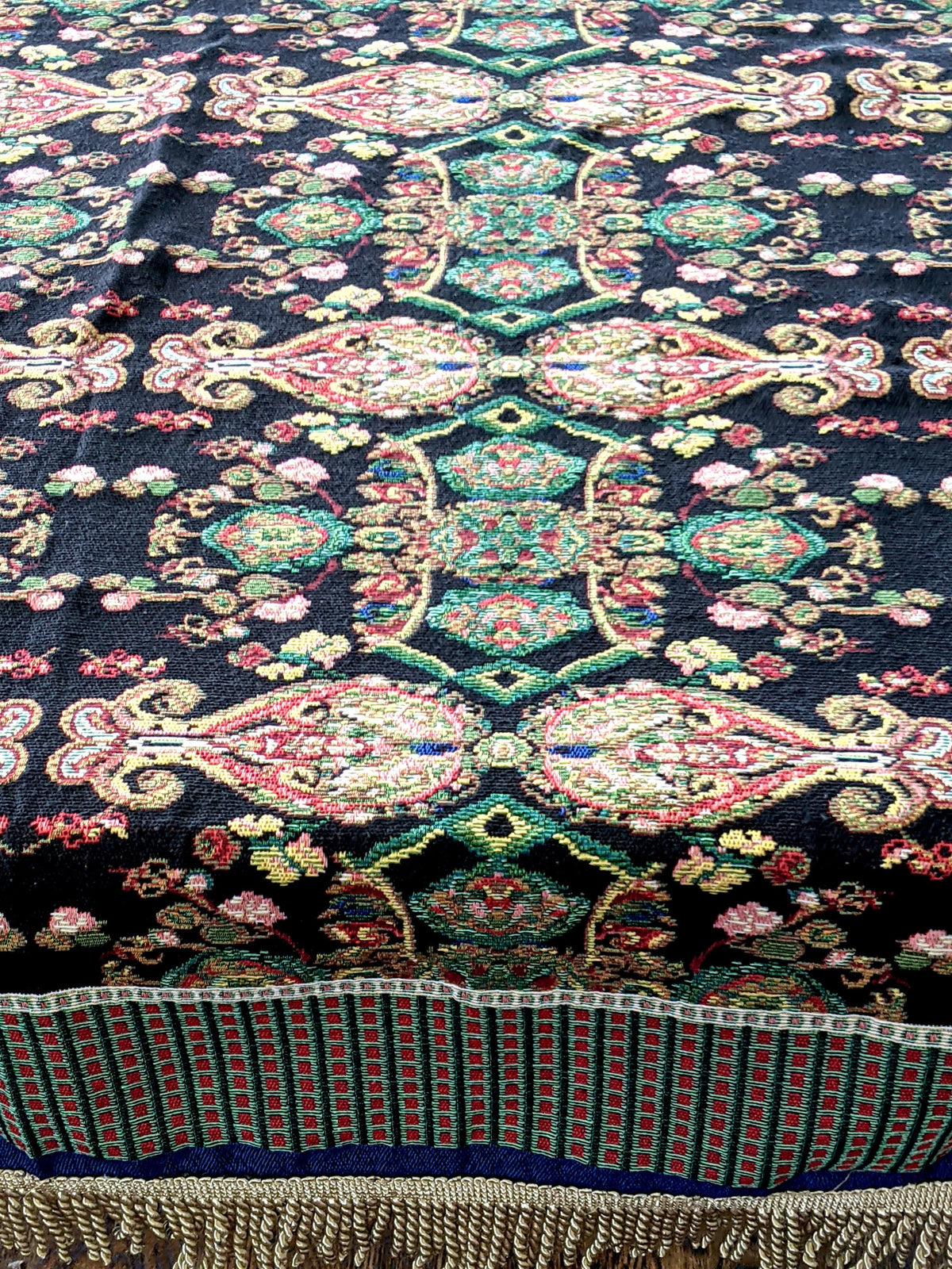 Elegant Black Ornate Paisley Woven Tapestry Tablecloth – view 15