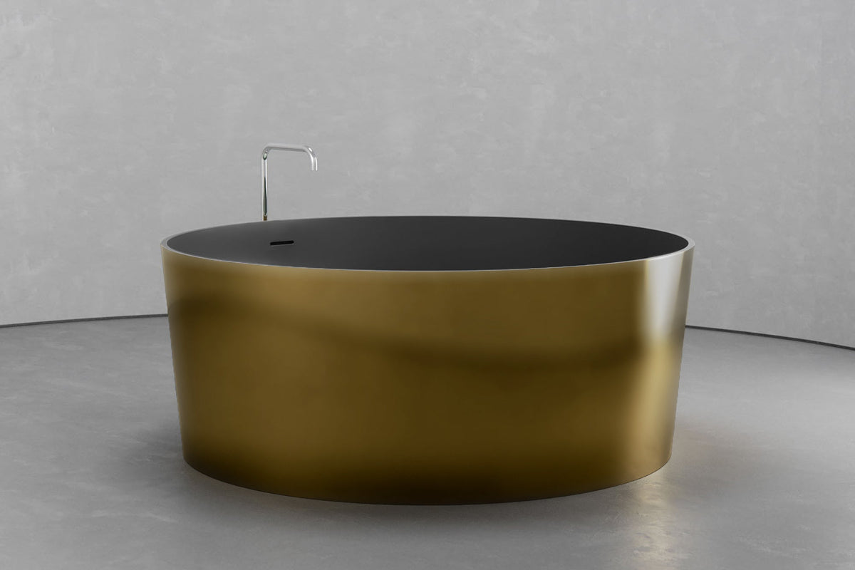 Deep Round Soaking Bathtub in Concrete and Metal