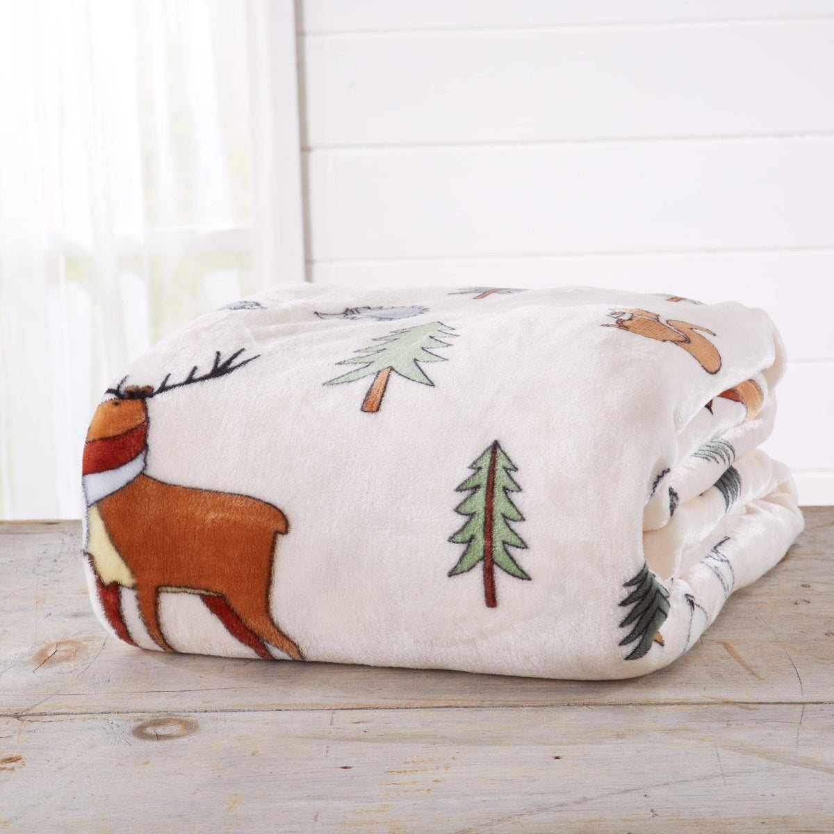 Pearl Collection Holiday Print Velvet Plush Throw and Bed Blanket – view 24