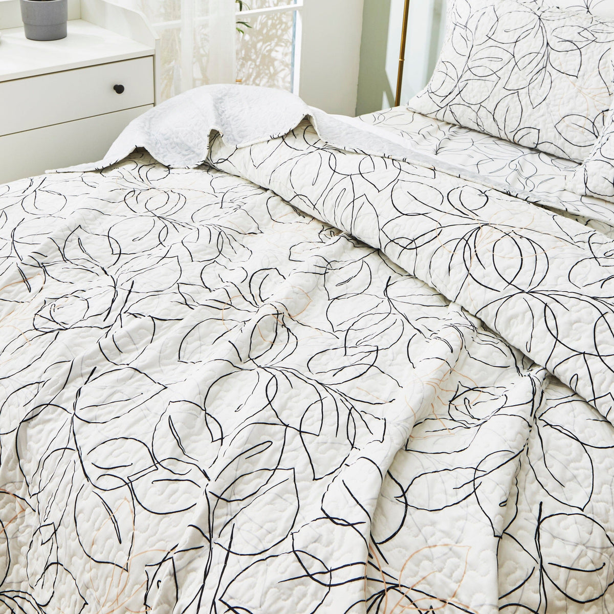 Modern Abstract Leaf Line Art Reversible Quilt Set in White, Grey and Gold – view 7