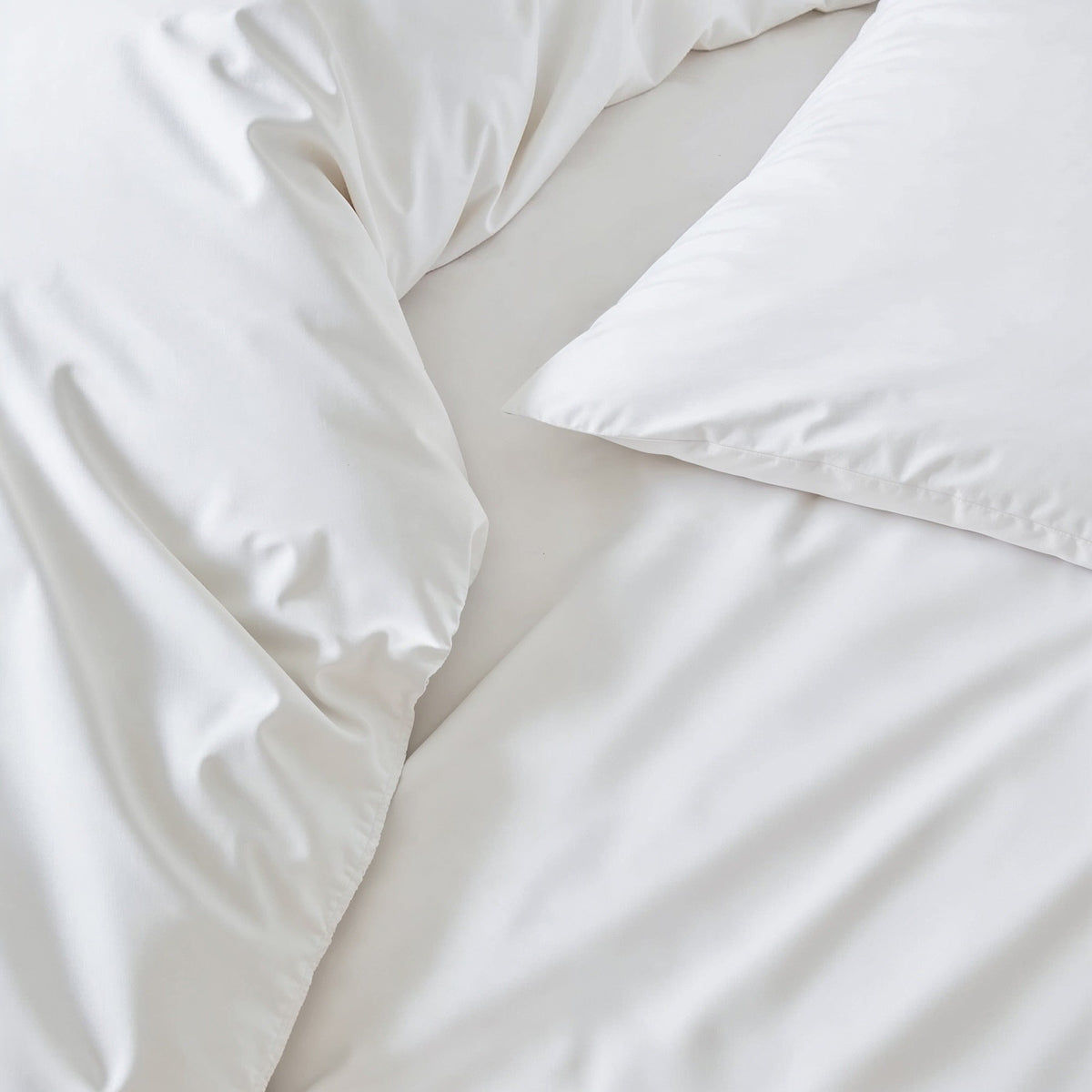 Luxe Australian Cotton Sateen Sheet Set, 400 Thread Count – view 39