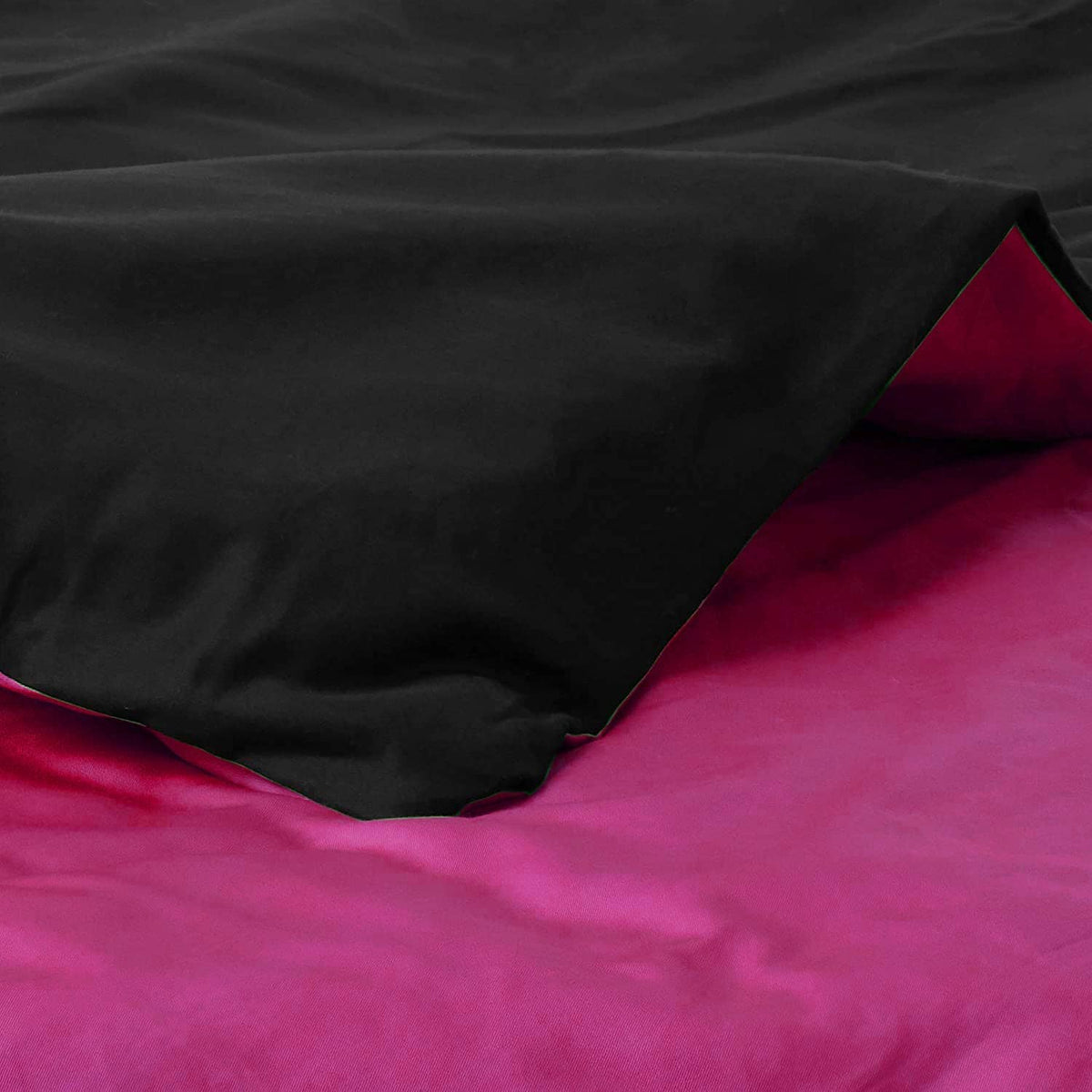 Hot Pink and Black Reversible Cotton Comforter Set with Zipper Cover – view 3