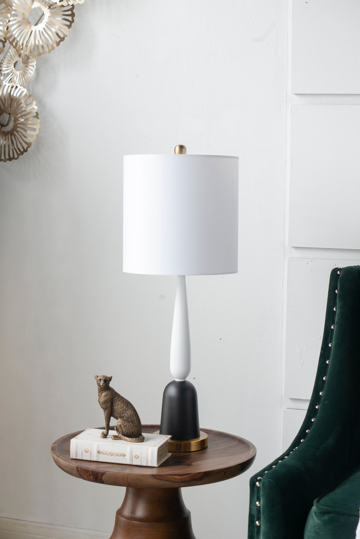 Teardrop Silhouette Table Lamp with Black and Gold Iron Base – view 11