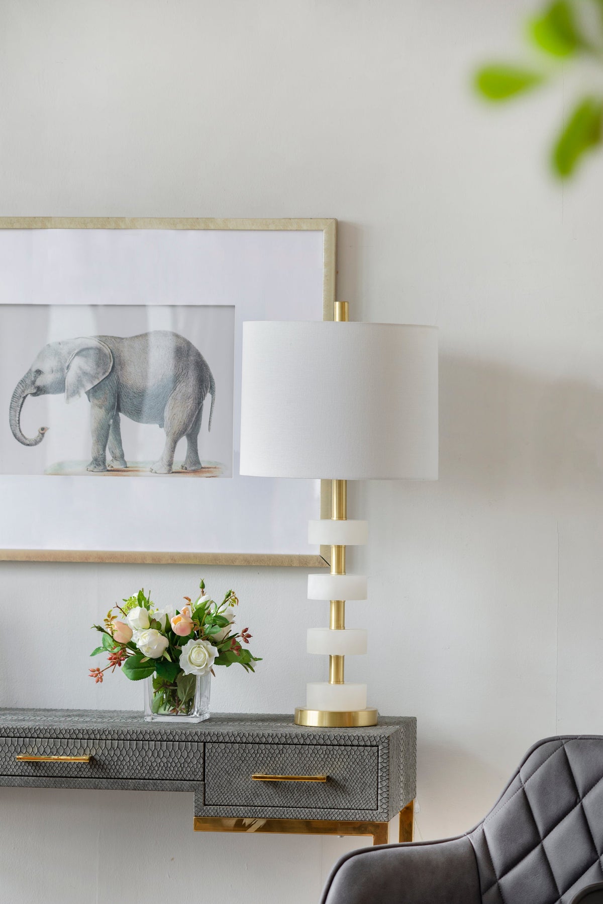 Marble Table Lamp with Brass Frame and White Fabric Drum Shade – view 9