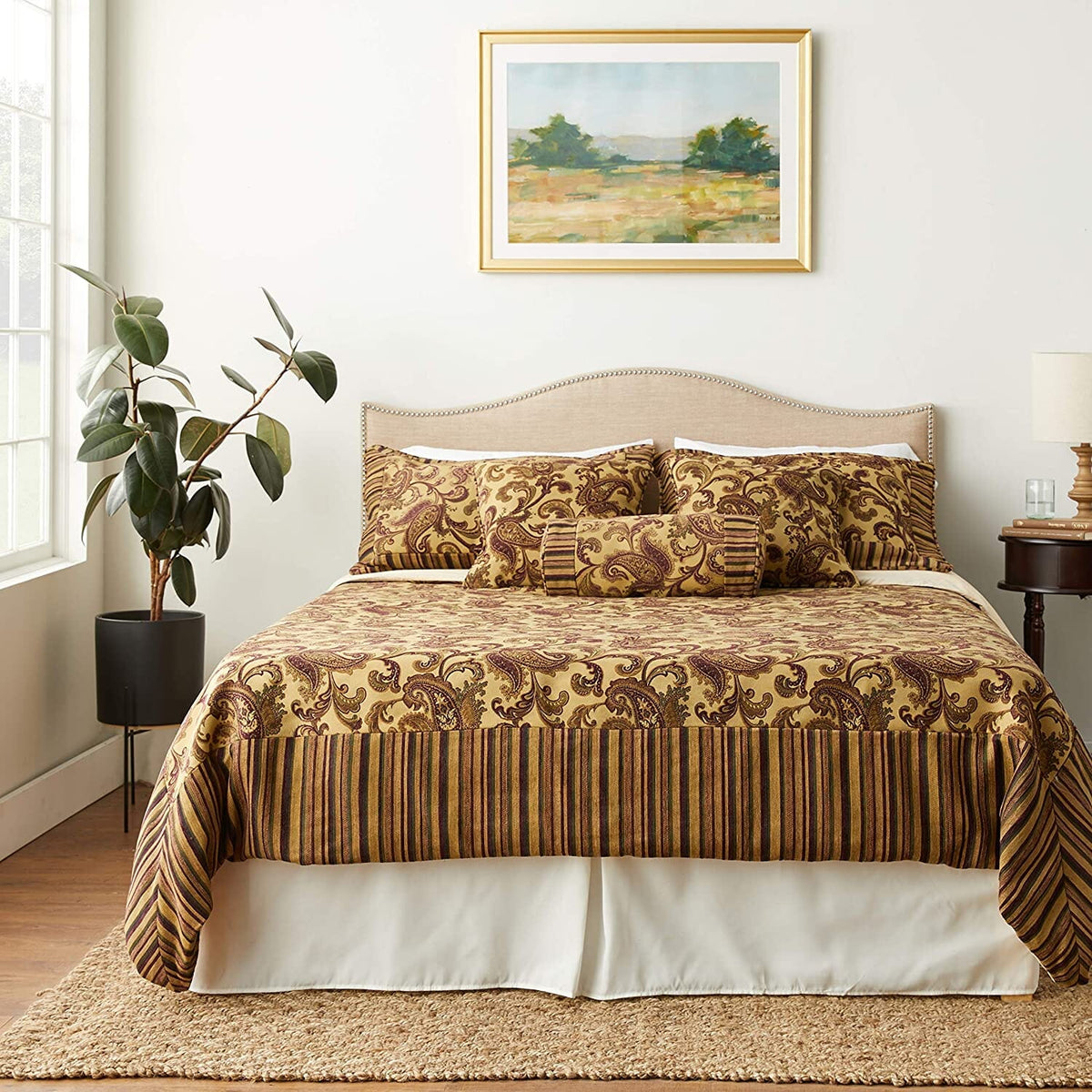 Burgundy & Brown Paisley Polyester Comforter Set with Zipper Cover