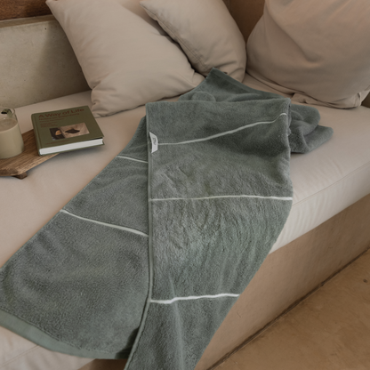 Deia Australian Cotton Bath Towels, 600 GSM Plush Towels and Sets – view 33