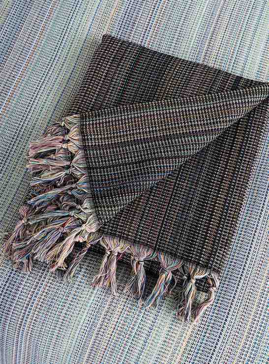 Ala Handwoven Turkish Cotton King Size Blanket – view 2