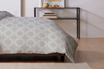 Palais Sateen Cotton Duvet Cover Set with Interlocking Circle Design – view 5