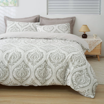 Dreamy Moon Sky Ogee Damask Reversible Duvet Cover in Gray and White – view 9