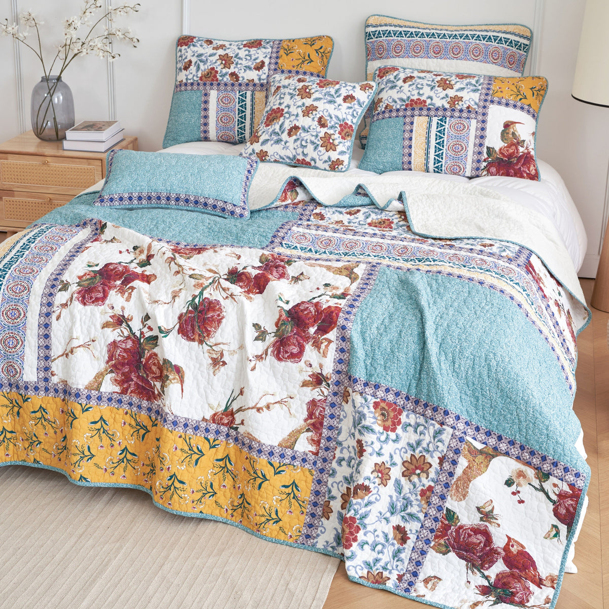 Old World Garden Hummingbirds Pastel Cotton Patchwork Quilt Set – view 3