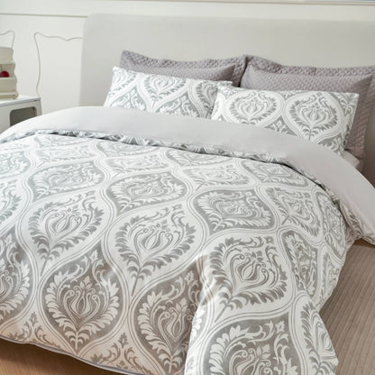 Dreamy Moon Sky Ogee Damask Reversible Duvet Cover in Gray and White – view 14