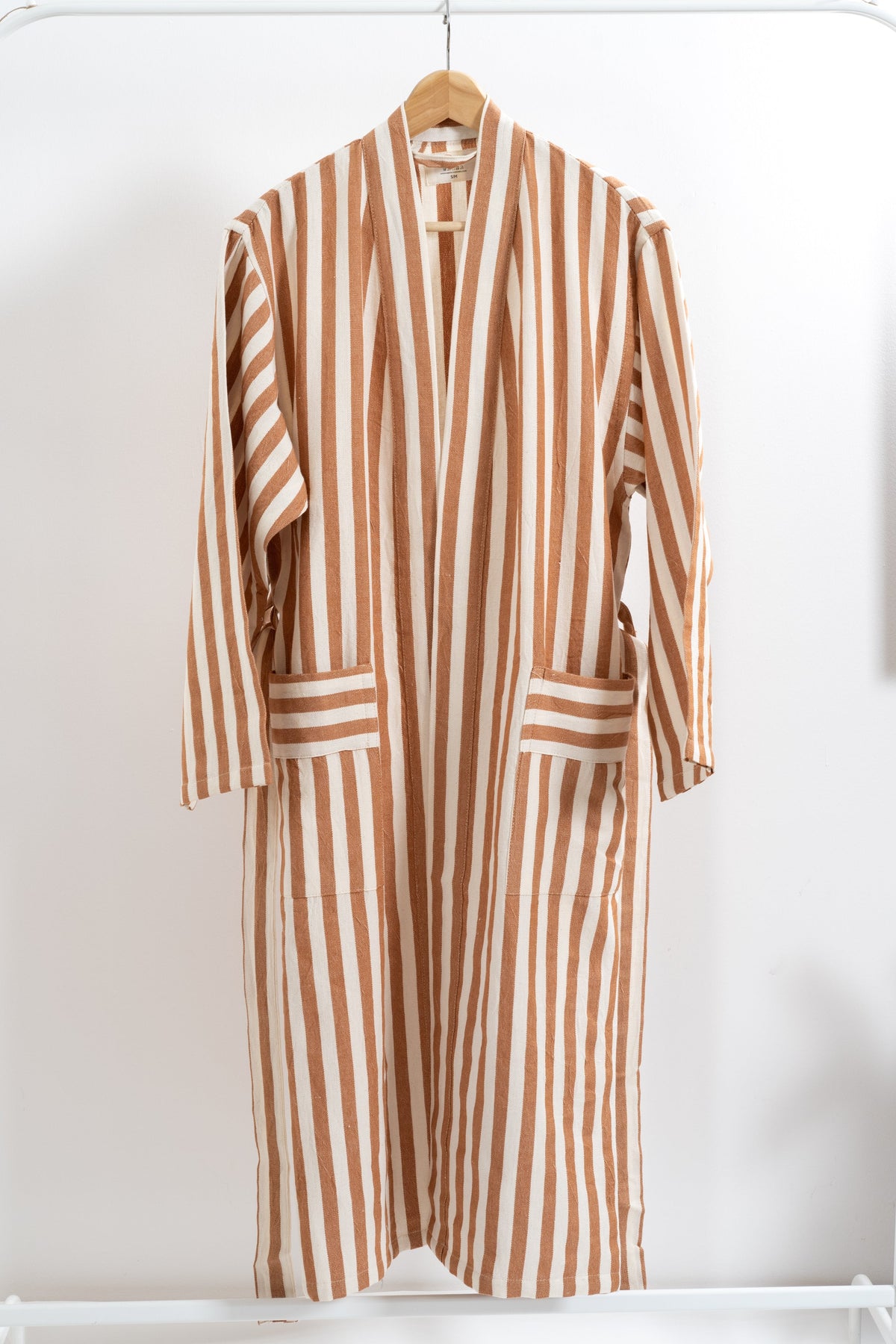 Biscotto Girit Caramel Stripe 100% Linen Turkish Peshtemal Robe – view 5