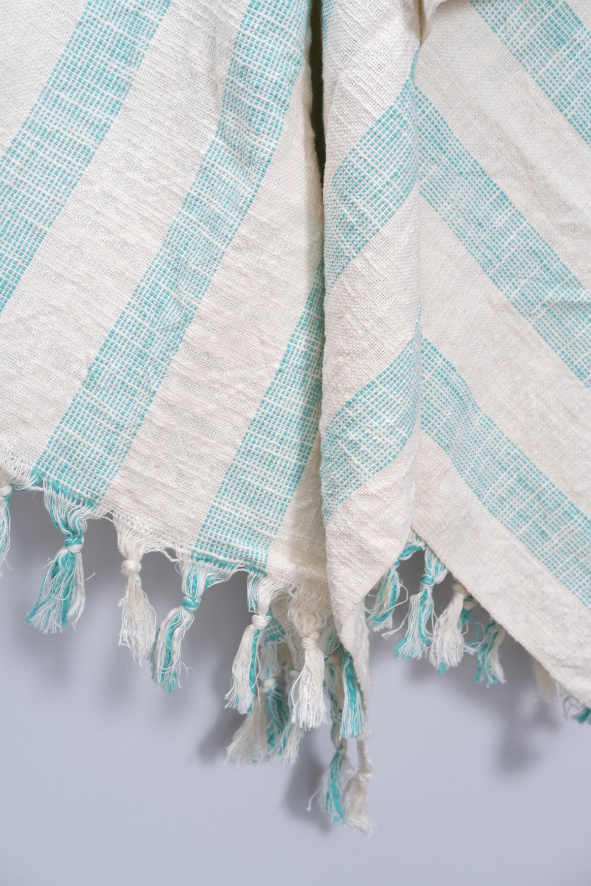 Iztuzu Hand Woven Cotton Linen Bath Towel, Made in Turkey, 37 x 73 Inch – view 4