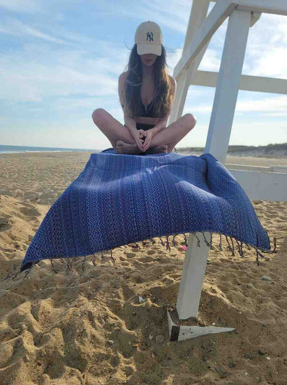 ALA Peshtemal Turkish Cotton Towel, Handwoven 40 x 70 Inch Beach Towel – view 7