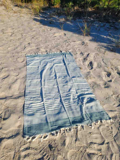 Jacquard Woven Turkish Cotton Peshtemal Towel with Tassels, 38 x 68 Inch – view 11