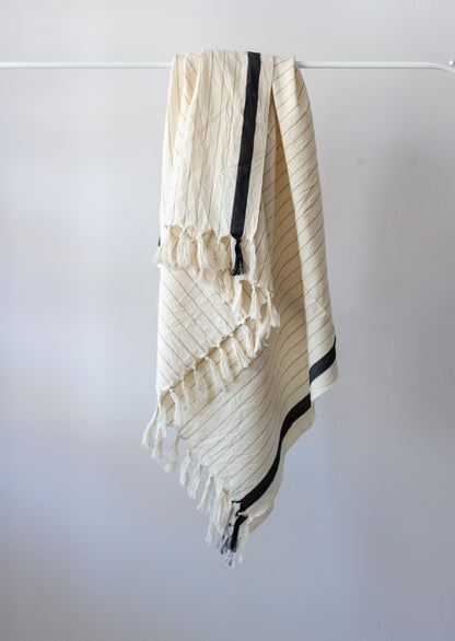 Drama Cotton Linen Turkish Towel, 37 x 73 Inch Pinstripe Bath Towel – view 2