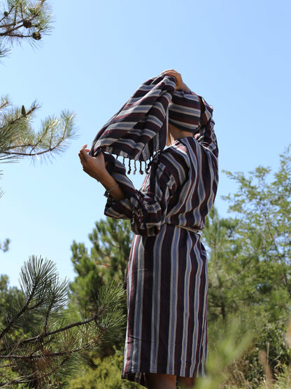Kariye Ivory 100% Linen Robe with Pockets and Belt – view 2