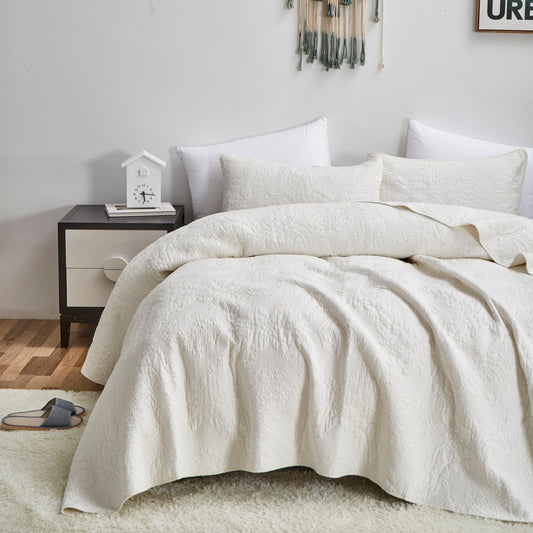Ivory Cotton Matelassé Quilt Set with Damask Stitch Pattern