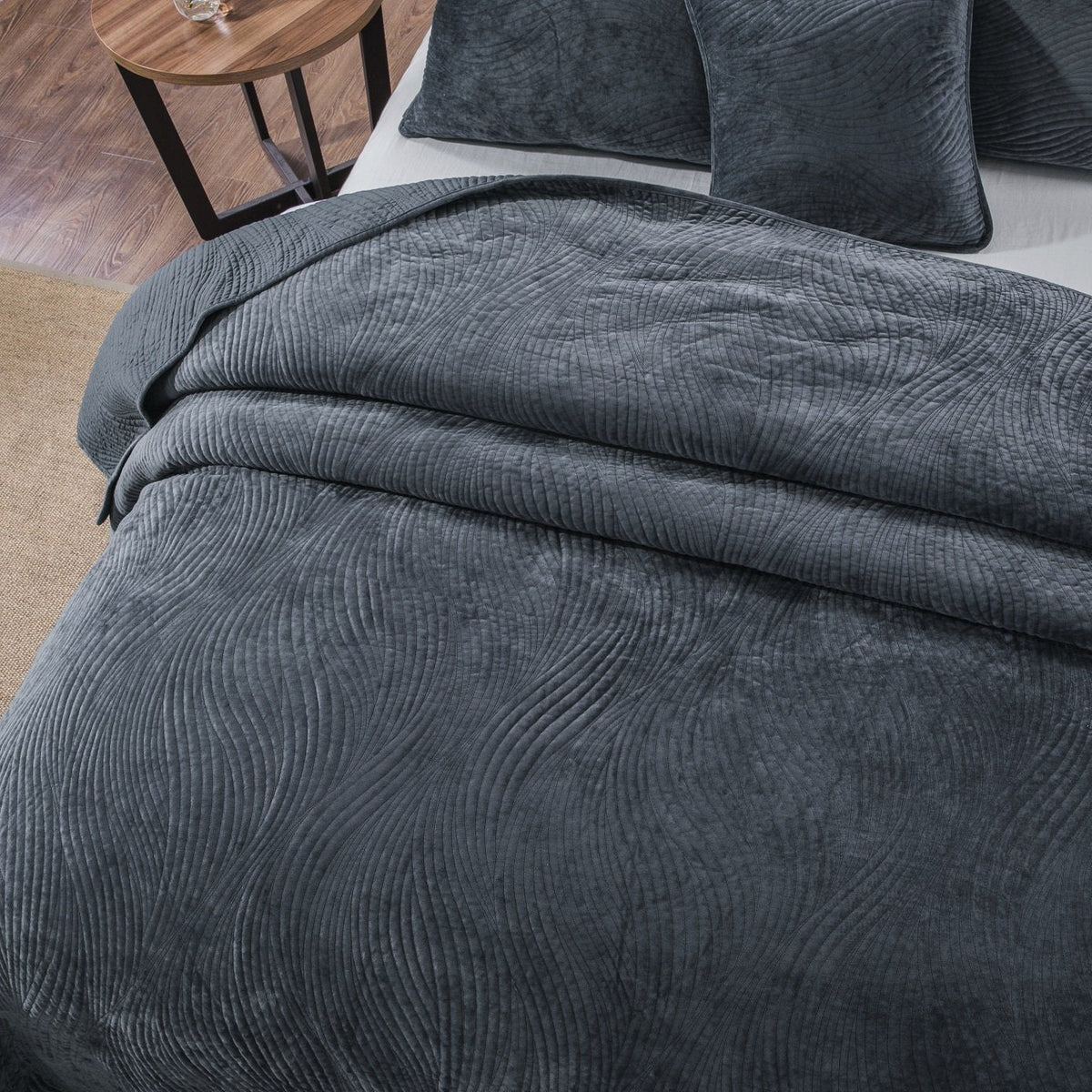 Steel Navy Blue Velvet Quilt Set with Plush Wave Stitching – view 3