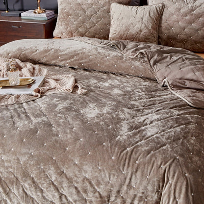 Sand Taupe Beige Tufted Velvet Quilt Set – Plush Dreams – view 5