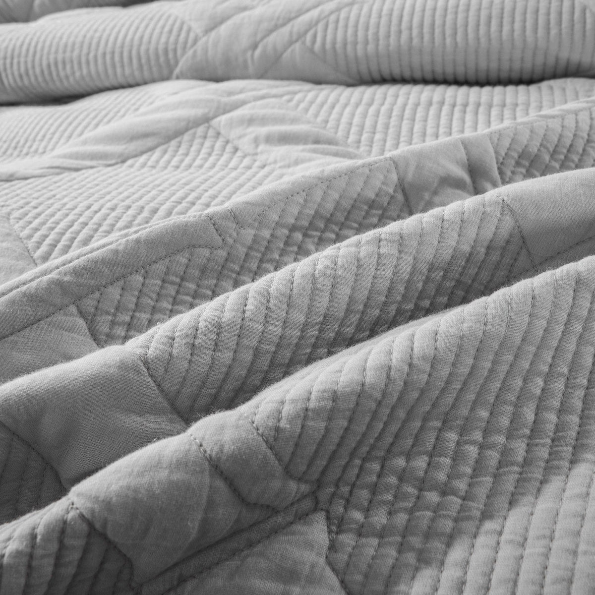 Silver Light Gray Diamond Stitch Cotton Quilt Set – Soothing Pastel – view 6