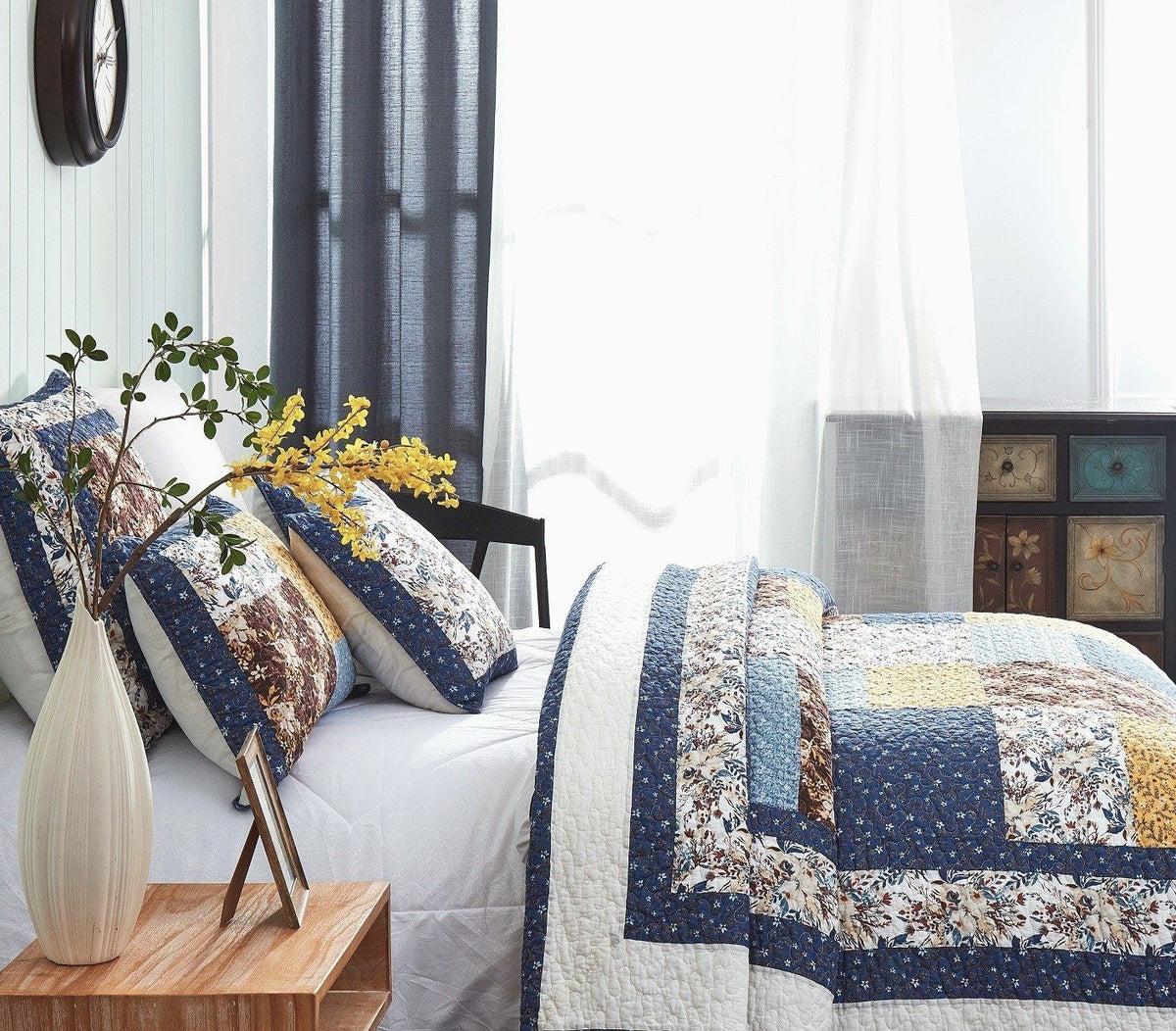 Prairie Sunset Blue and Yellow Floral Cotton Patchwork Quilt Set – view 11