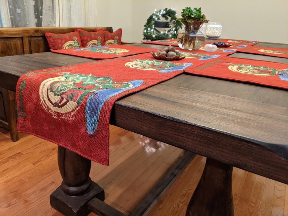 Santa Claus Holiday Table Linen and Pillow Cover Set, 8-Piece – view 3