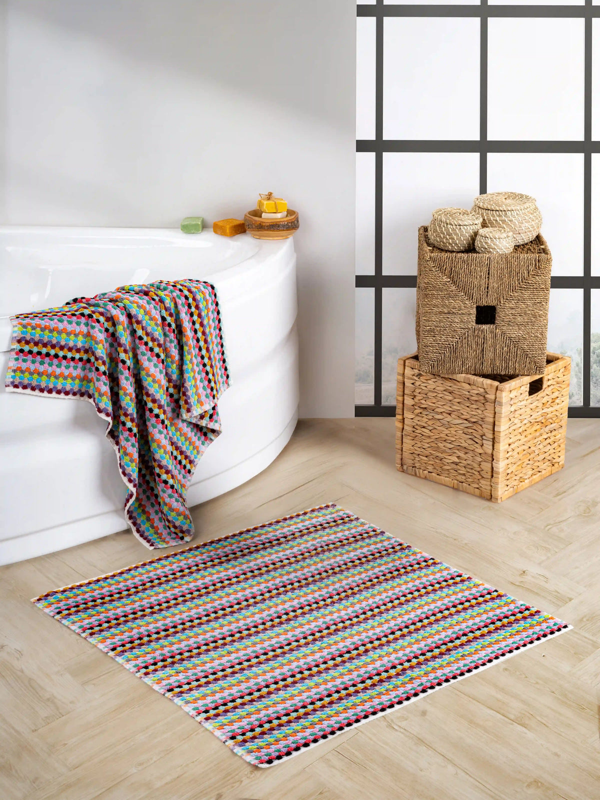 Pom Pom Turkish Cotton Jacquard Bath Mat, 600 GSM – view 4