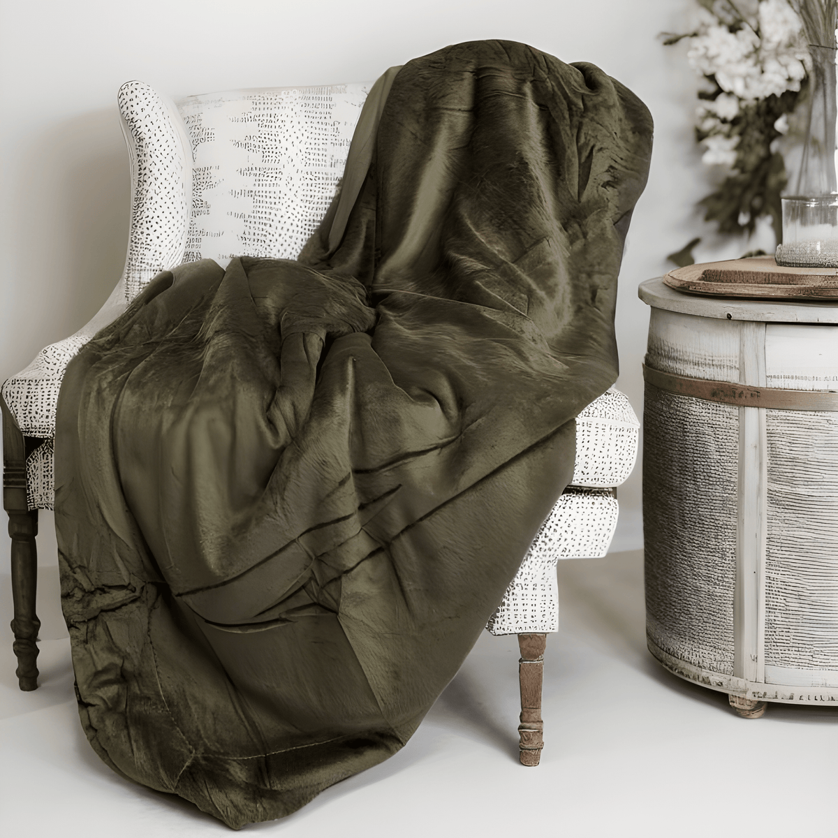 Evergreen Green Micro Fleece and Sherpa Throw Blanket – view 6