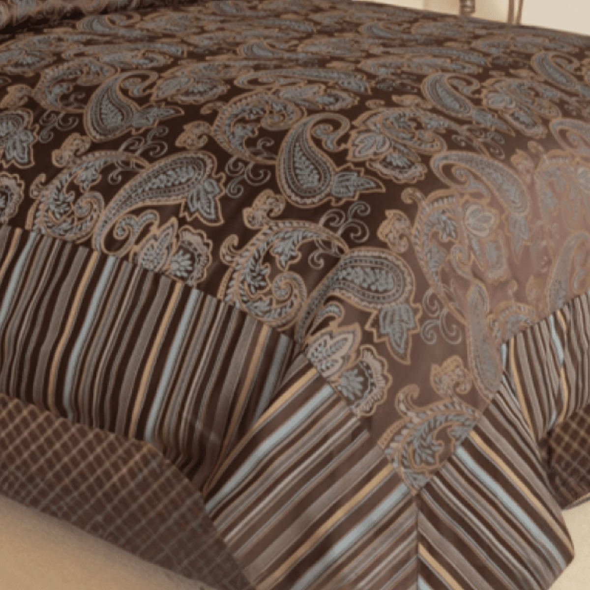Brown and Blue Paisley Striped Comforter Set with Zipper Cover – view 2