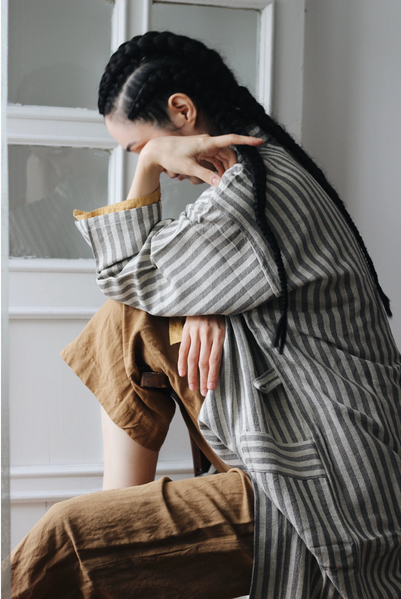 Navy Blue Linen Abbas Robe for Relaxed Comfort