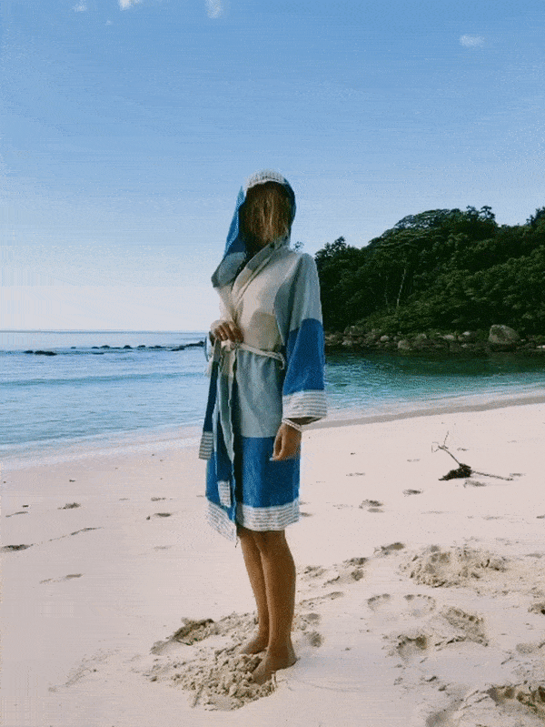 Color-Block Turkish Cotton Hooded Bathrobe, Knee-Length Unisex – view 4