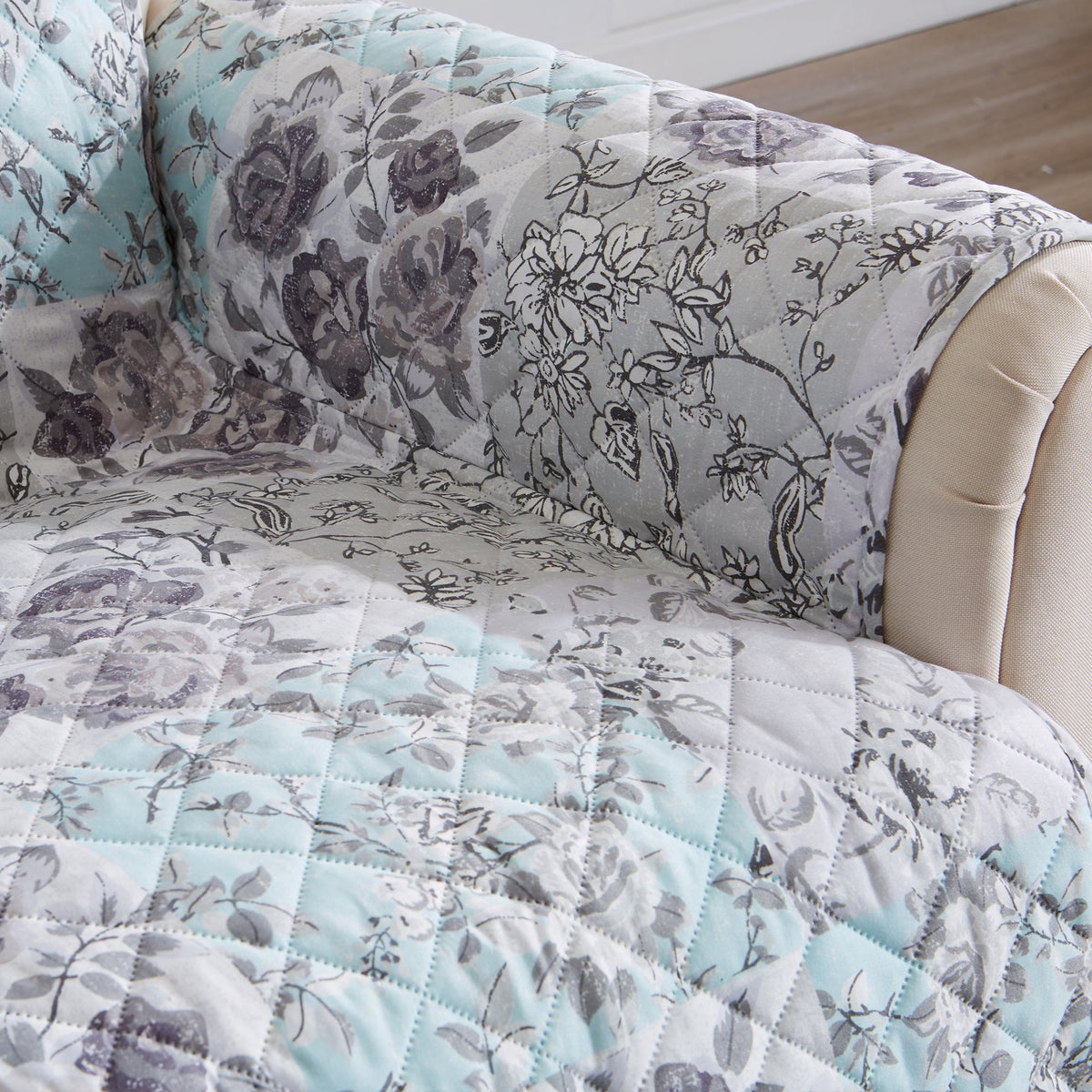 Reversible Floral Patchwork Furniture Protector – Maribel Collection – view 64