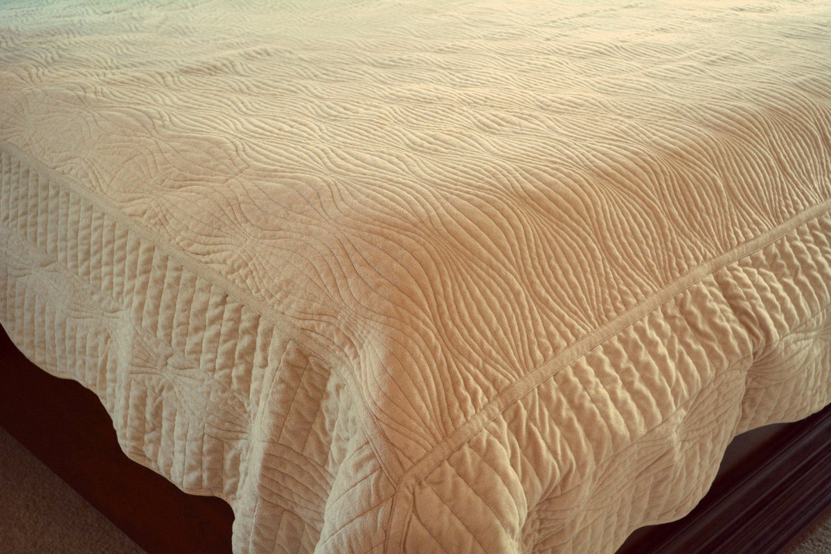 Tan Scalloped Good Vibrations Quilted Micro Fleece Bedspread Set – view 4