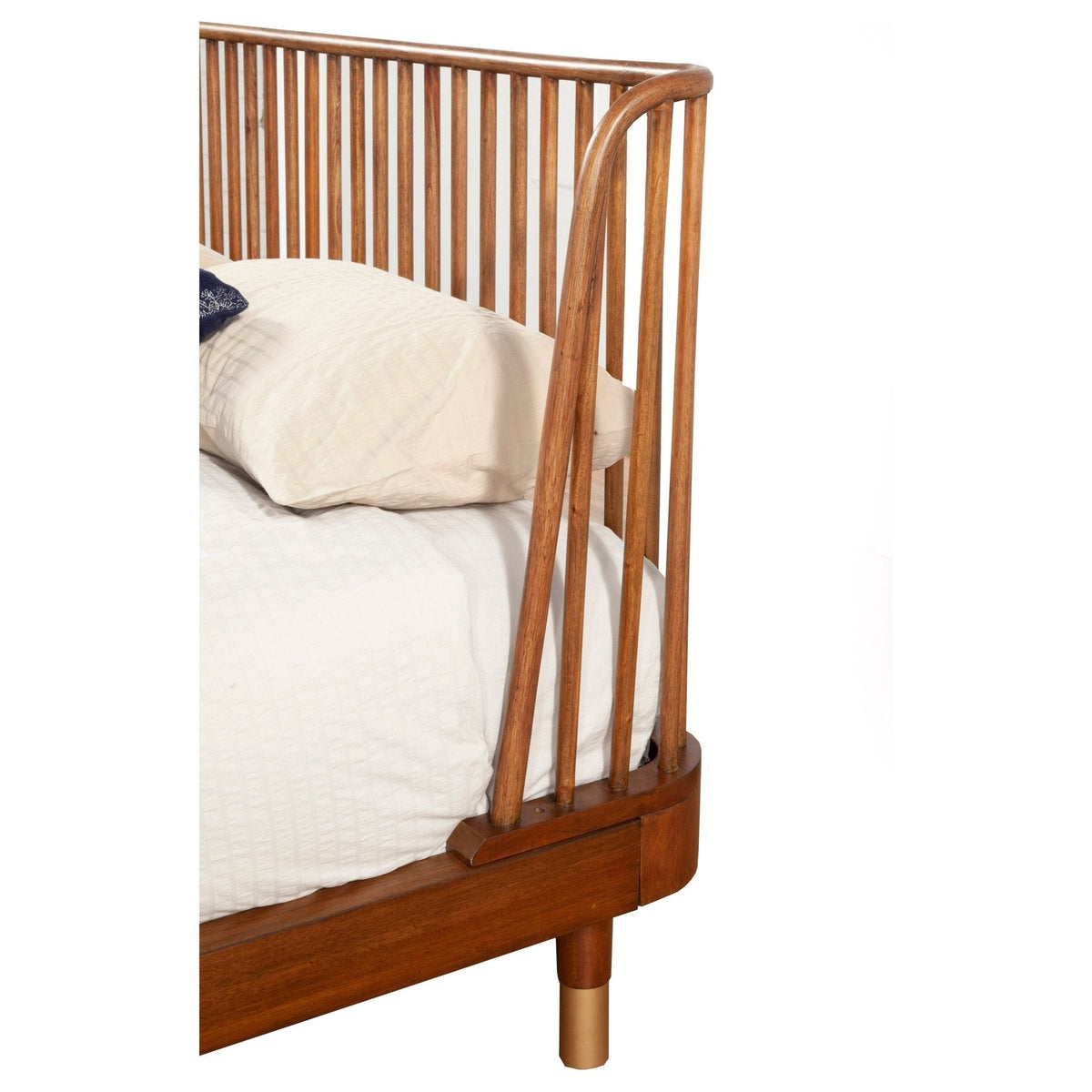Belham Mahogany and Rattan Platform Bed in Dark Walnut – view 6