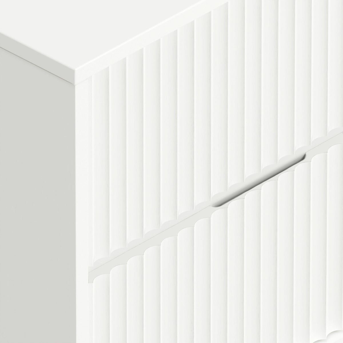 Blanca 2-Drawer Mahogany Nightstand in White with Scalloped Fronts – view 7