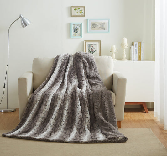 Silver Faux Fur Snow Giraffe Throw Blanket