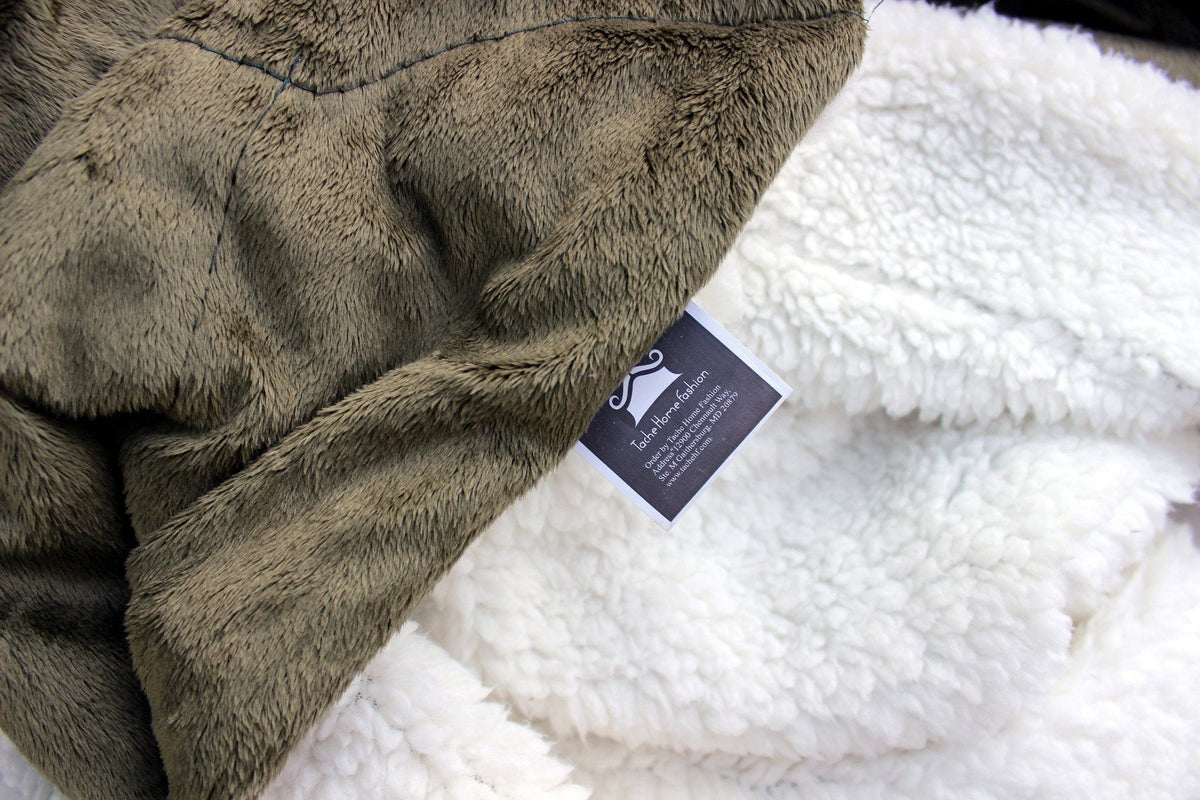 Evergreen Green Micro Fleece and Sherpa Throw Blanket – view 5