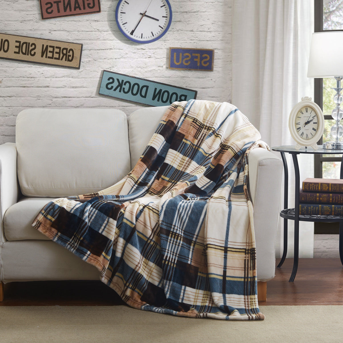 Polyester Flannel Plaid Throw Blanket, Blue and Brown Tartan