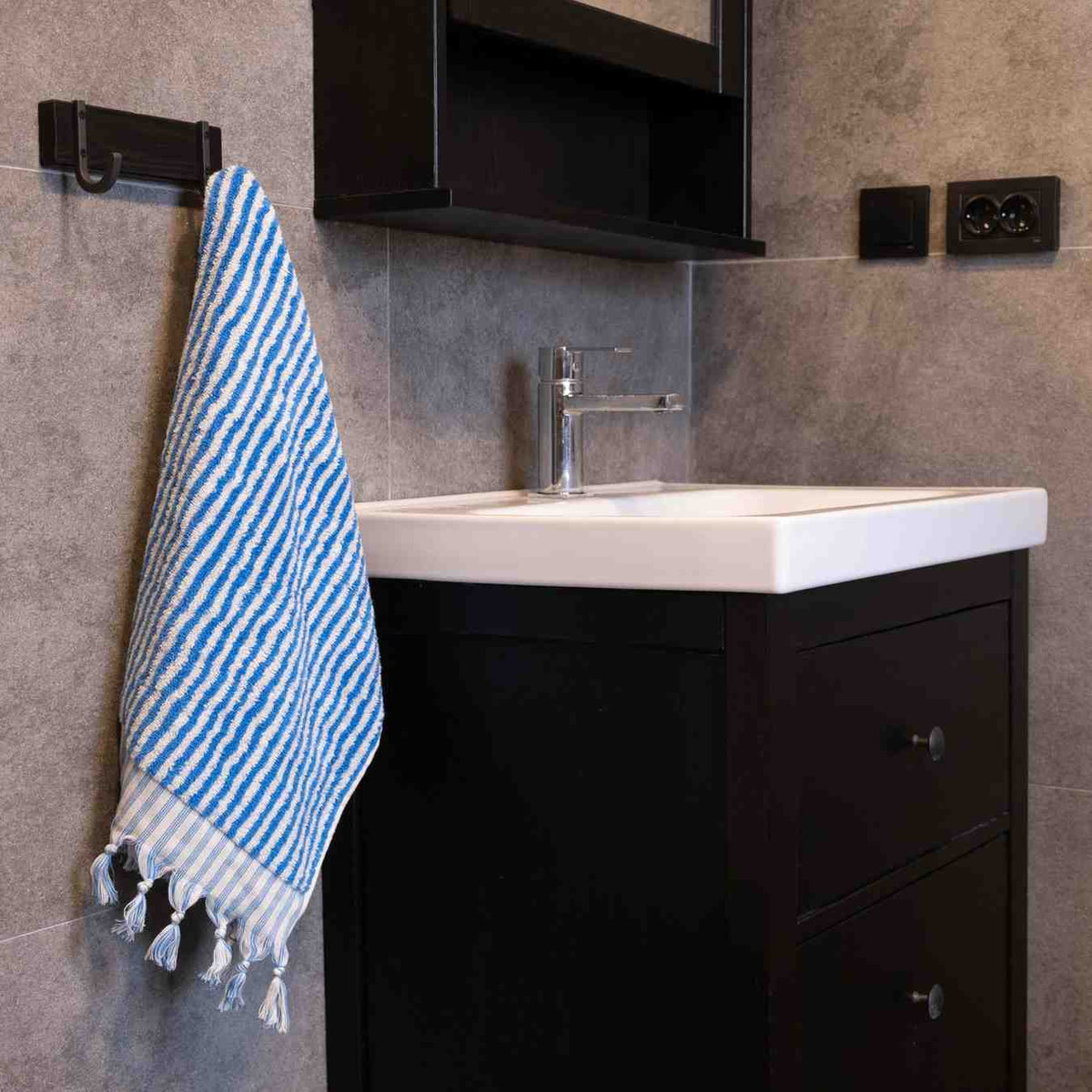 Striped Organic Turkish Cotton Hand Towel, Long 17 x 35 Inch – view 15