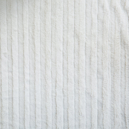 Polar Ivory White Faux Fur and Sherpa Throw Blanket, Reversible – view 3