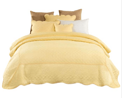 Buttercup Puffs Yellow Diamond Matelasse Scalloped Quilt Set – view 8