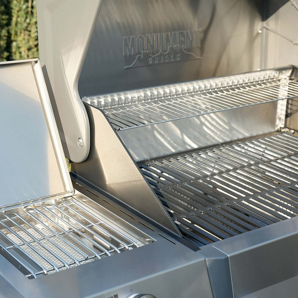 Monument Eminence 405 Smart Stainless Gas Grill with ClearView Lid – view 16