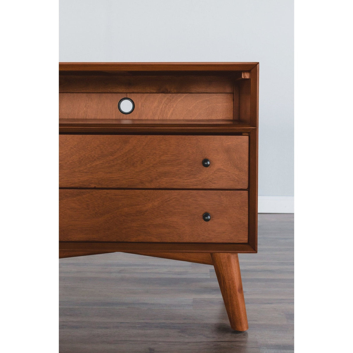 Flynn Large 3-Drawer Nightstand in Chestnut Mahogany – view 4