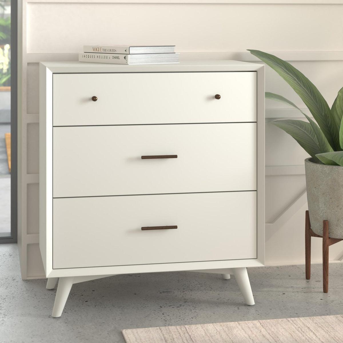 Flynn Small 5-Drawer Accent Chest in Matte White – view 3